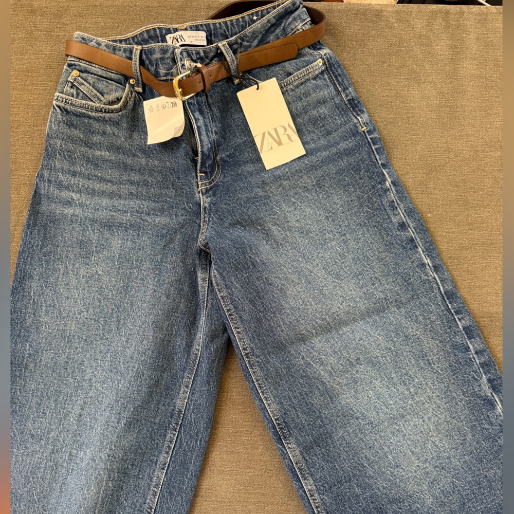 Wide Leg Jeans w/ Belt
